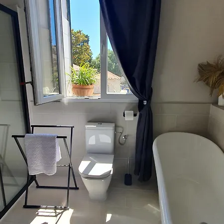 Max - Private Parking Pula